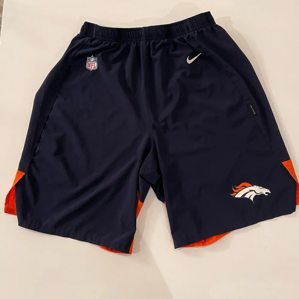 Denver Broncos Nike Shorts - Picture 1 of 5